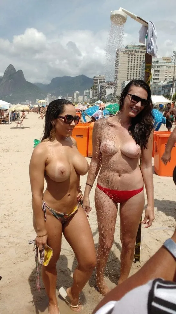 Vazou No Whatsapp Fotos Amadoras De Mulher Melão Hoje Em Copacabana