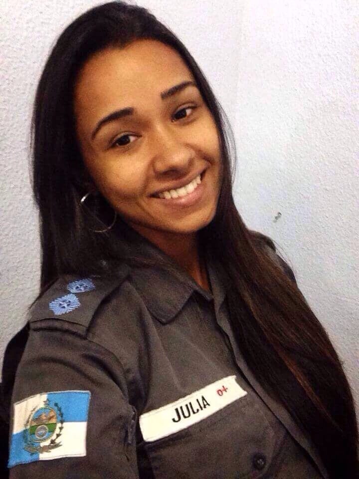 Contribui O Amadora Brasileira Esc Ndalo De Policial Muito Gostosa Do Rj Vazou No Whatsapp