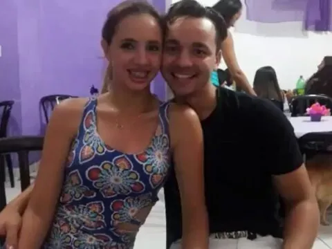 Vazou no WhatsApp Magrinha Safada dando o Cuzinho Para o Seu Namorado Gemendo de Dor – MG