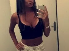 Contribuição Amadora Nacional - Vazou no WhatsApp Fotos Intimas da Thayná Hoepers Modelo de 20 Aninhos de Florianópolis - SC