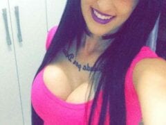 Contribuição Caseira Nacional - Larissa Pimentel de 18 anos Envia Fotos dos Seus Peitos Para Ficante no Seu Snapchat e Cai na Net - BA