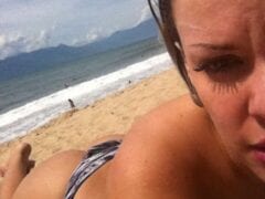 Contribuição Caseira Nacional - Loira Gostosa Funcionária do Samu do Rio de Janeiro - RJ Manda Nudes Para Amigo e Cai na Net