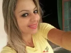 Frentista Gostosa do Posto Gentil de Ubá - MG Cai na Net ao se Exibir Nua e se Masturbar em Vídeo Íntimo Que Enviou Pro Ex