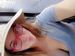 Universitária Cavala Caiu na Net Exibindo Seus Peitos Enormes Com Piercing Após Mandar Nudes Pro Seu Peguete Tarado – SP