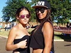 Rafaela e Tamiris Duas Ninfetas Bem Gostosinhas Transaram Gostoso na Frente de Outra Amiga, Com Direito a Muita Chupada de Buceta – MG