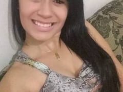 Ana Carolina Jovem Amadora Muito Ousada Foi Pra Uma Rua de Terra Deserta Com Seu Namorado e Transou no Capô do Carro Dele – SP