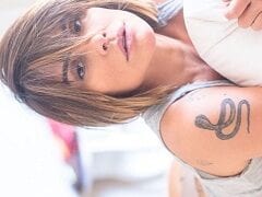 Cléo Pires a Atriz Mais Sexy do Brasil Causou Polêmica de Novo e em Protesto Contra a Erotização Dos Seios Femininos, Pousou em Vídeo Com Blusa Transparente