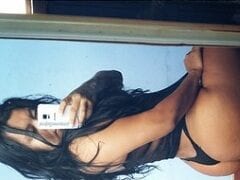 Viviane Morena Estilo Índia Que é CamGirl Ficou Masturbando Sua Xereca e Enfiando um Consolo no Seu cu Apertadinho