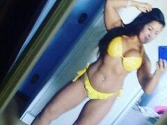 Luana Personal Trainer Mineira Tirou Fotos do Seu Corpo Maravilhoso Exibindo os Peitos e a Buceta Mas Caiu na Net
