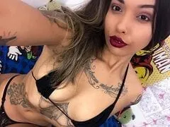 Gleizz Maciel a Moreninha Ninfeta Mais Safada da Internet Gravou um Vídeo Caseiro Socando o Consolo no Seu cu Delicioso