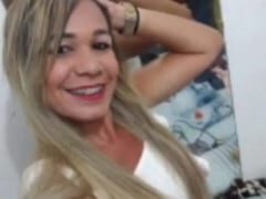 Amélia Loira Coroa Casada Transou Com um Jovem Amante e Gemeu Muito de Prazer Além de Filmar Tudo Mas Corno Descobriu