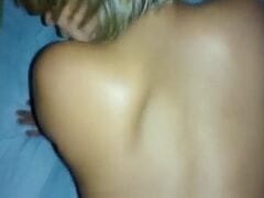 Ana Esposa Puta Safada Ficou de Quatro Sendo Fodida Pelo Seu Parceiro e Ele Gravou um Vídeo Pornô – Caiu na Net