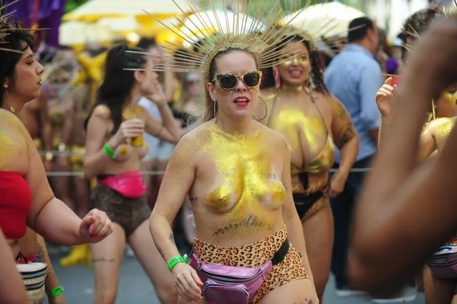 Carnaval 2019 O Que Não Faltou Foram Peitos E Aqui Está A Melhor Seleção Dessas Mulheres Que