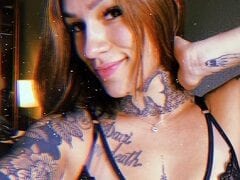 Lorenna Bonatti Tatuada Exibida de São Paulo Foi Pro Quintal Com o Namorado e Gravou um Vídeo Amador Dando Uma Mamada ao ar Livre