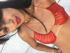 Anny Fernandez Puta Magrinha Deliciosa Quicou Com a Buceta na Pica Enquanto Enfiava um Consolo Inteiro no cu