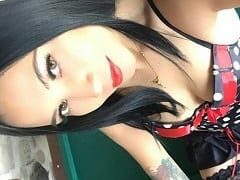 Alize Morena Ninfeta Tatuada Mexicana Fez Uma Transa Gostosa Com Seu Namorado e Gravou um Vídeo Quicando na Pica