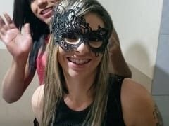 Cristina Almeida Esposa Safada do Interior de São Paulo Levou Uma Trans Pro Motel e Presenteou o Marido Com um Ménage