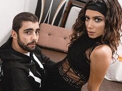 Anitta a Cantora Famosa Deliciosa Ficou Rebolando Com Talento de Biquíni Sensualizando Com Sua Bunda Enorme