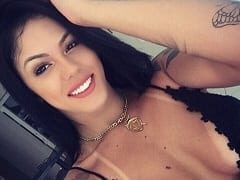 Shayenne Samara Gostosa Realizou o Sonho de um fã Novinho e Quicou na Piroca Dele no Motel Além de Foder de Quatro