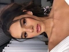 Bruna Marquezine a atriz ninfeta magrinha fez um ensaio sensual de lingerie seduzindo com seu corpinho delicioso – caiu na net