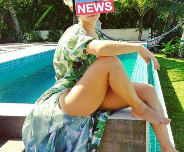 Patrícia Loirinha Branquinha Da Buceta Rosa Em Fotos Amadoras Picantes 