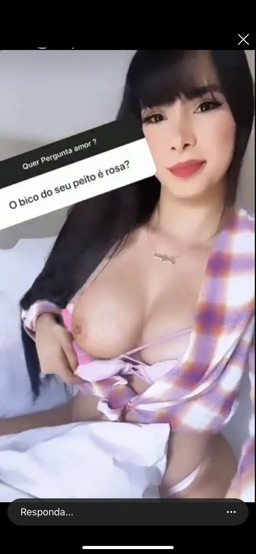 Juliana Bonde Exibindo Os Peitos E Sensualizando Em Vídeos Videos Porno Carioca