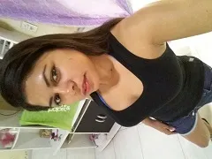 Ana Caroline moreninha peituda ninfeta se exibindo pelada em fotos amadoras