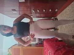 Ninfeta gostosa da academia caiu na net m fotos peladinha