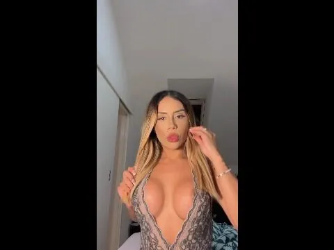 Anitta Hot, toda excitada, solta a fera na cama