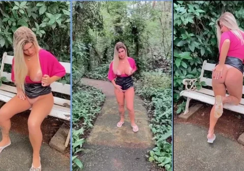 Loira gostosona de Santa catarina mostrando o seu bumbum em público