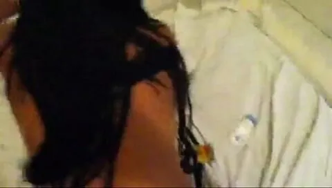 Sexo com morena amadora gostosa levando no cu