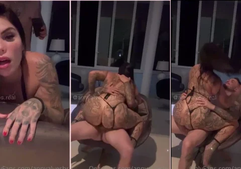 Morena tatuada de São paulo mamando piroca e dando a bucetinha com a calcinha de lado