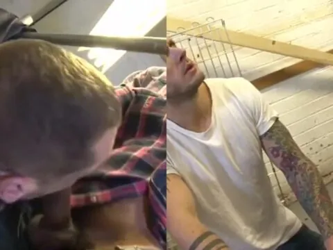 Dois machos sarados metendo forte no cu do novinho tatuado