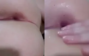 Gaúcha fogosa vibrando forte no cuzinho e gemendo de tesão no quarto