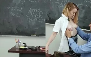 Loira safada provocando o professor com lingerie preta e gemendo alto