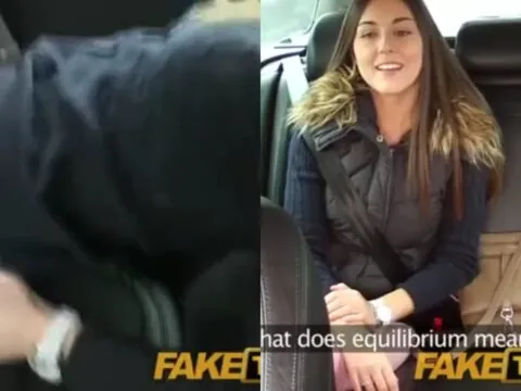 Novinha safada dando o cu no banco de trás do táxi
