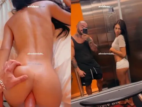 Morena rabuda levando rola grossa no cuzinho do amigo até gemer alto
