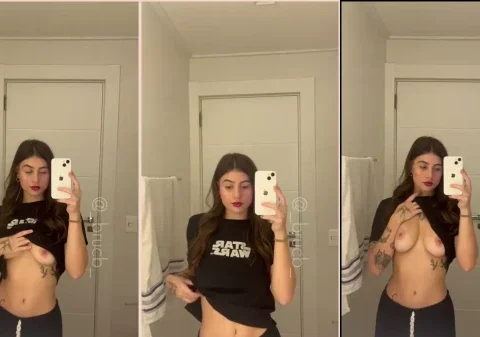 Putinha perfeita mostrando as tetas gostosas no espelho