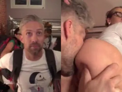 Bucetas gostosas sendo devoradas por trás no sofá da sala