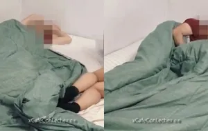 Coroa gostosa fodendo muito com novinha