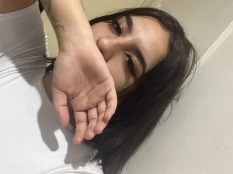 Novinha fazendo anal