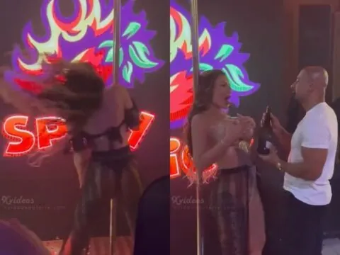 Rebolando gostoso na festa erótica que putinha safada
