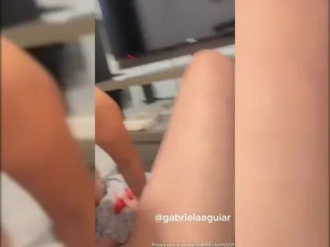 Loira safada fazendo bola gato e transando com tesão no motel