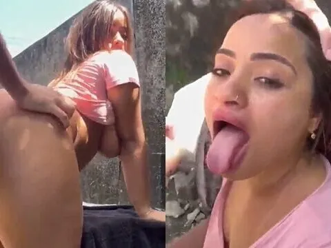 Puta amadora dando sua xereca gostosa no quintal de casa
